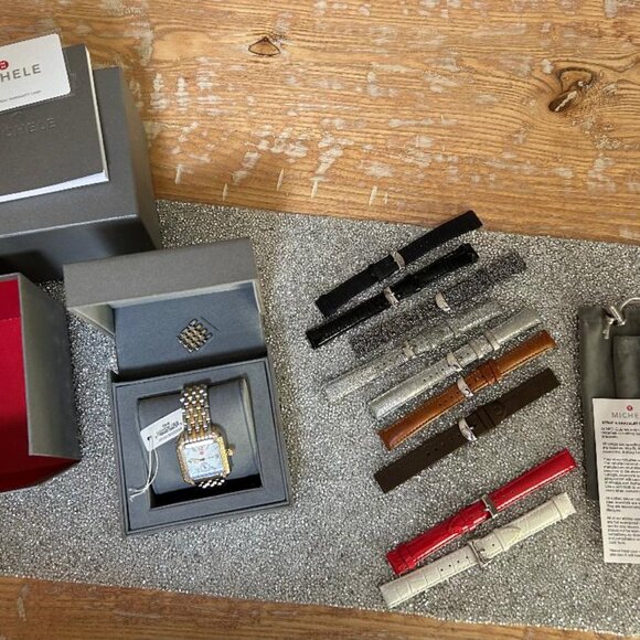 MICHELE MILOU WATCH - Picture 3 of 4